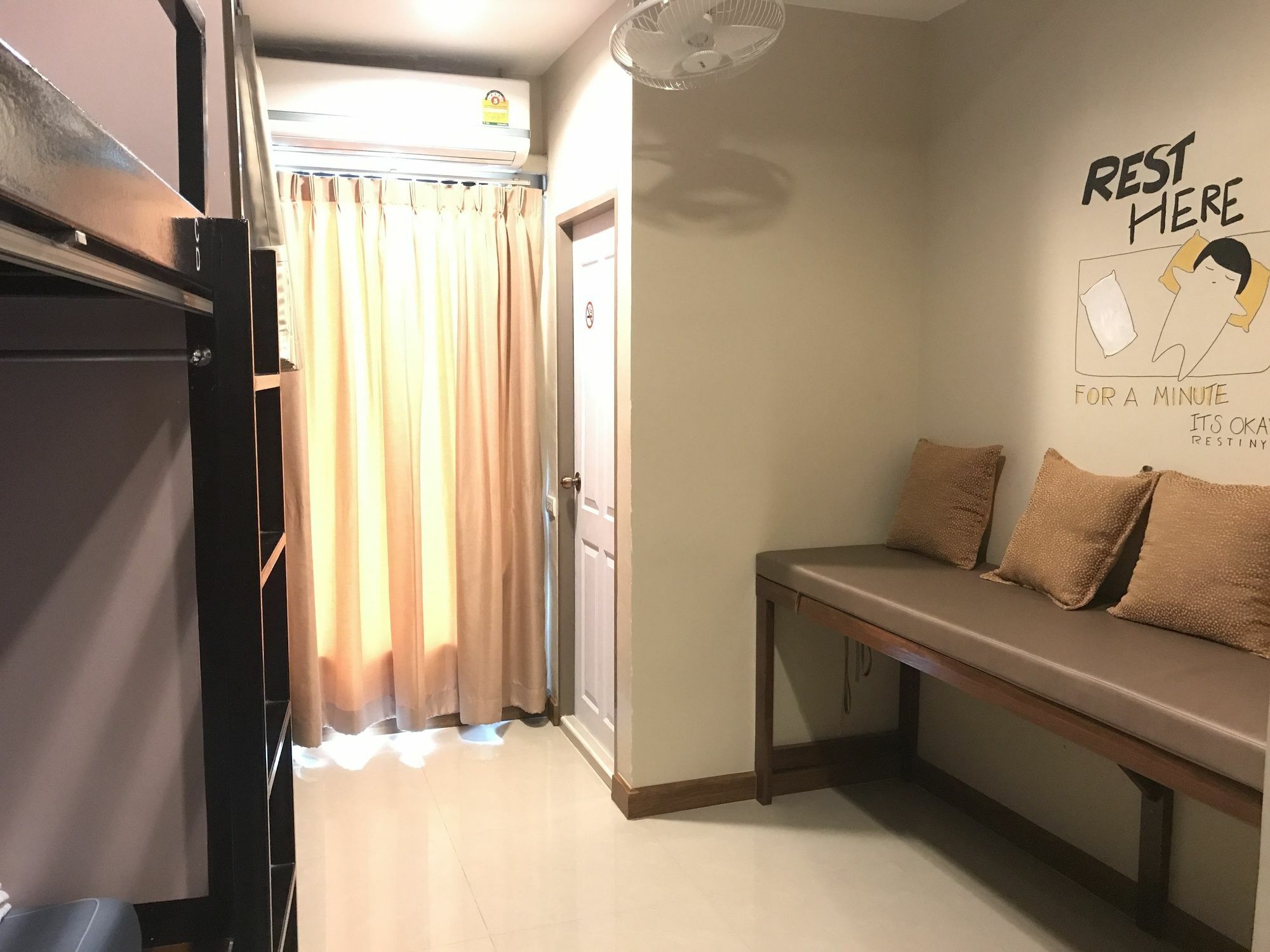 Restiny Hostel Bangkok Luaran gambar