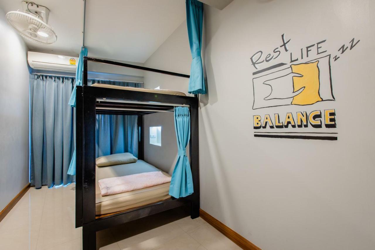 Restiny Hostel Bangkok Luaran gambar