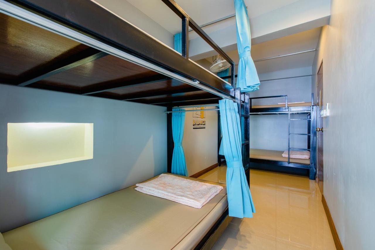 Restiny Hostel Bangkok Luaran gambar
